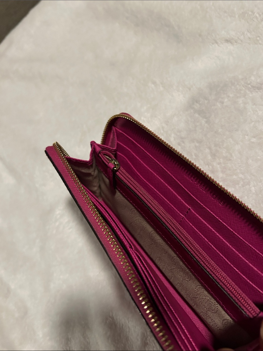 Michael Kors Hot Pink Zip-Around Continental Wallet - Picture 2 of 4